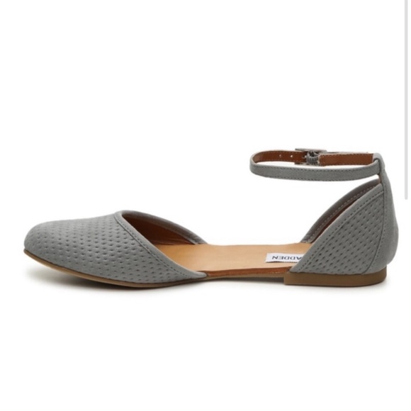 Steve Madden Maia Grey Suede Ballet Ankle Strap Flat Size 7 - Picture 2 of 7